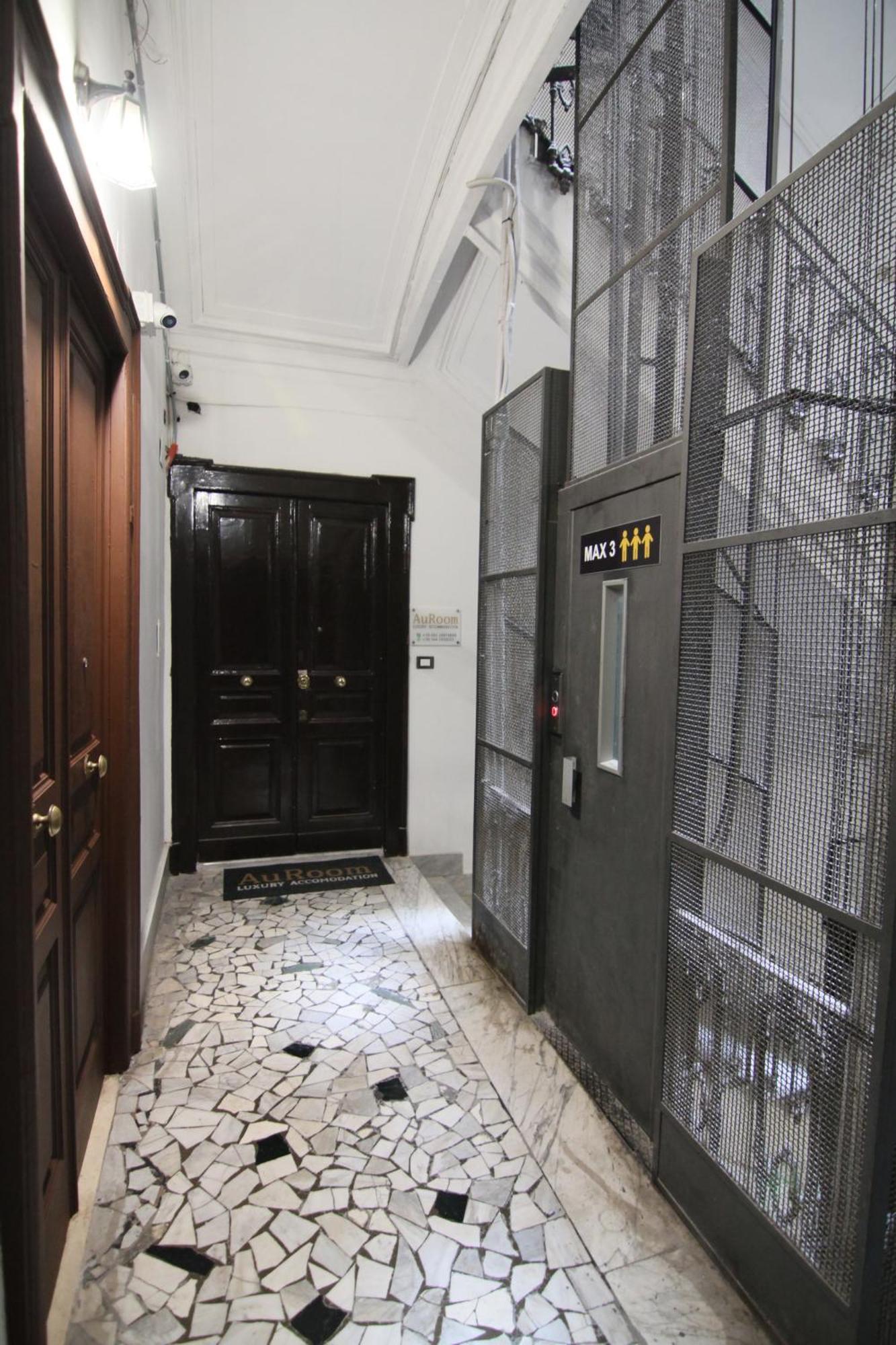 Auroom * Napoli