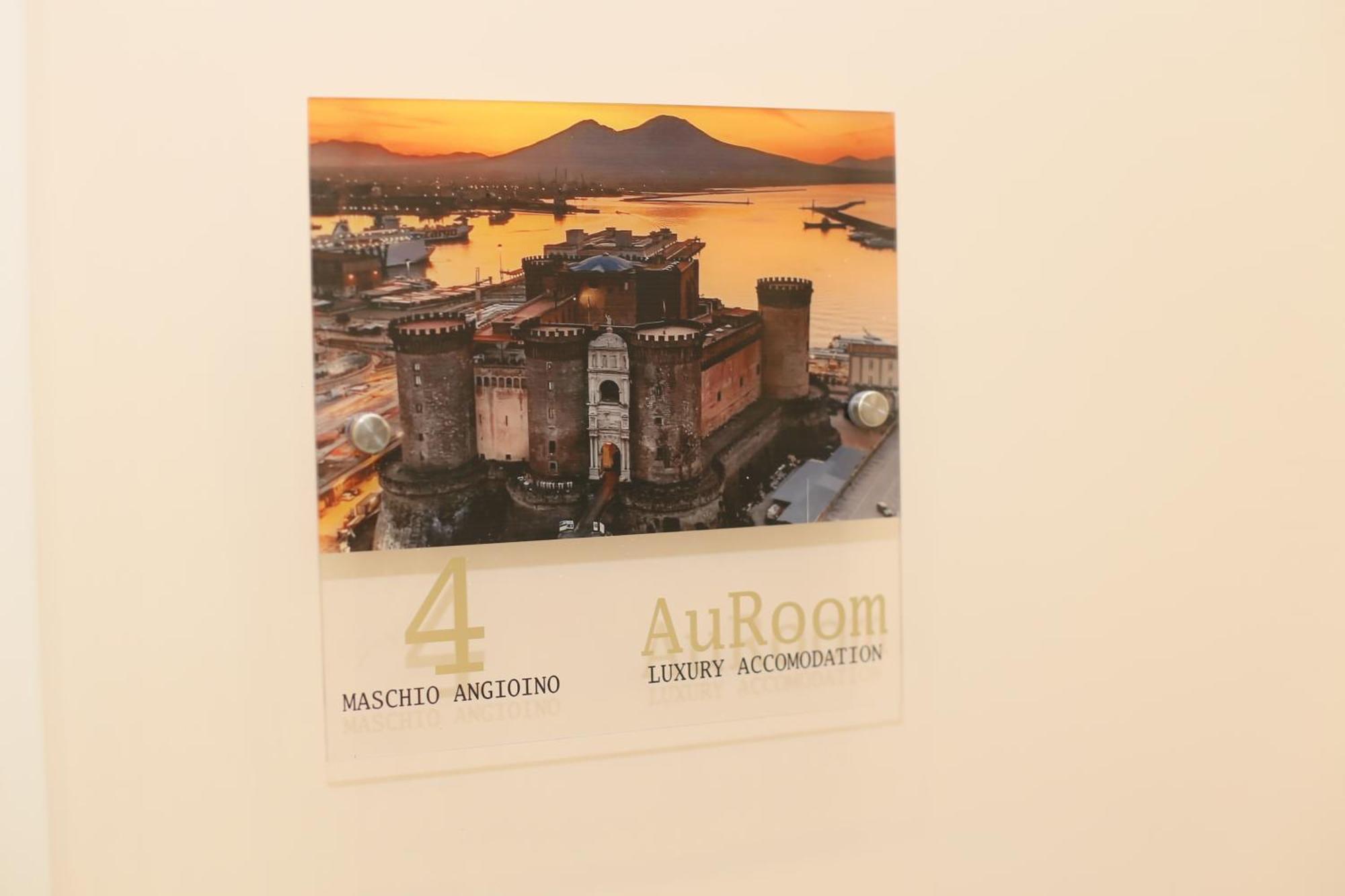 Auroom * Napoli